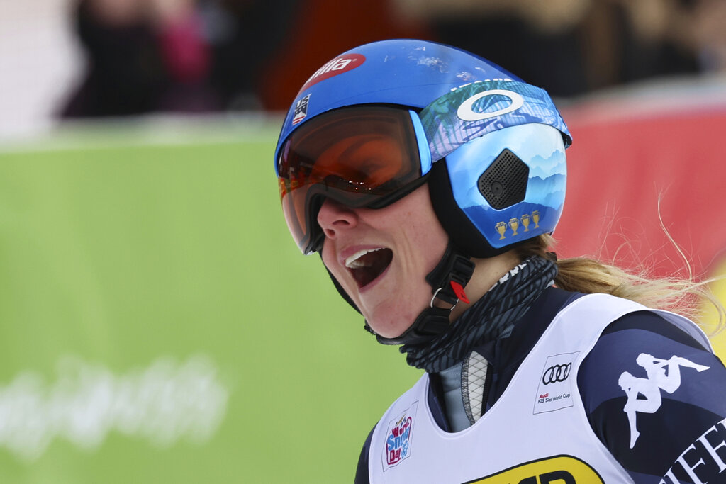 Shiffrin still chasing Vonn’s record as her win streak ends News